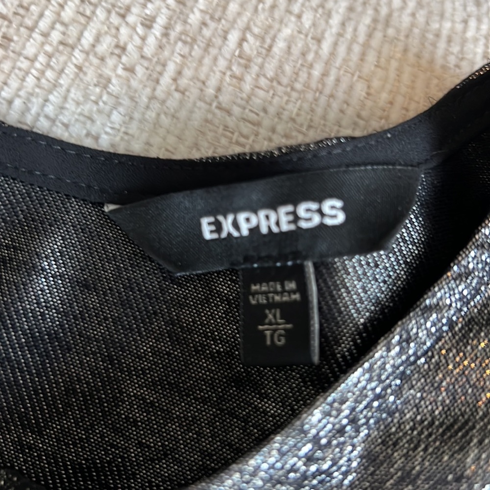 Express top silver - Picture 2 of 2